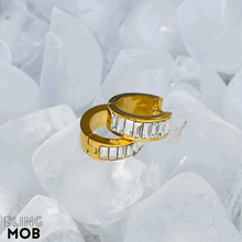 Load image into Gallery viewer, Monroe Huggie Hoop