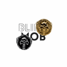 Load image into Gallery viewer, mens skull signet ring 
